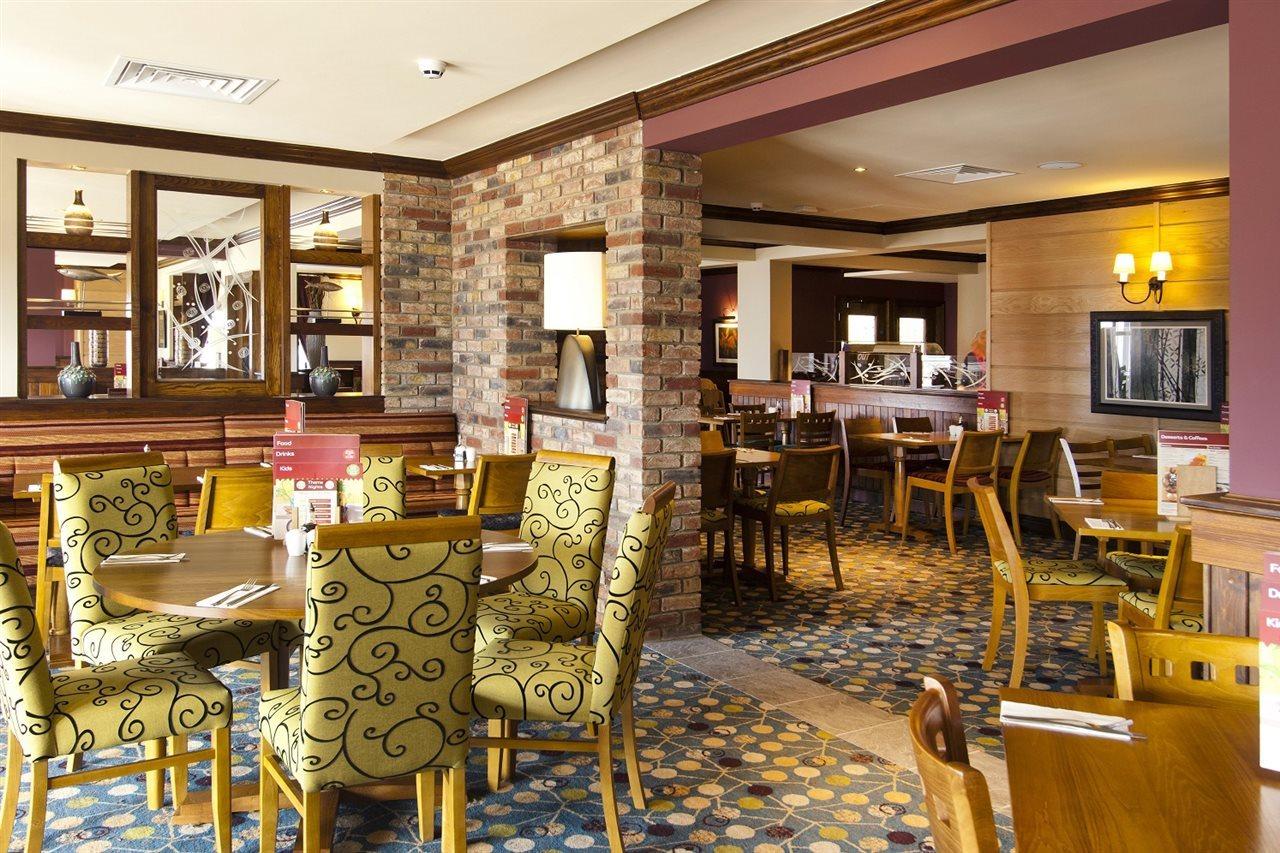 Premier Inn บิสเตอร์ ภายนอก รูปภาพ